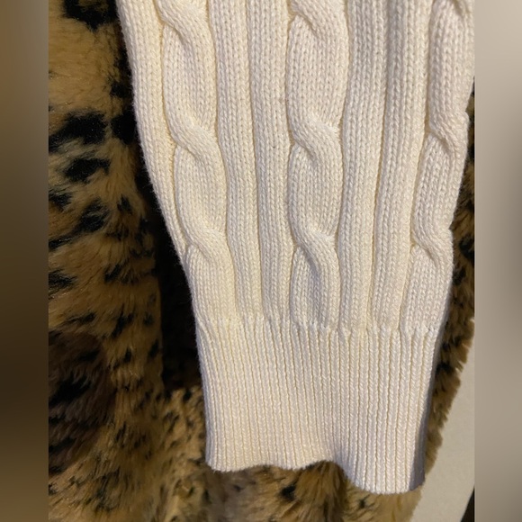 Yr END SALE‼️“CHAPS” Ivory V-Neck in 100% Cotton. Another Primary Piece Sz L. - Picture 7 of 7